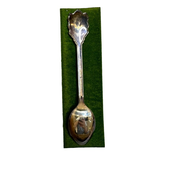 New York Rose Collectable Souvenir Silver Spoon - Picture 3 of 5